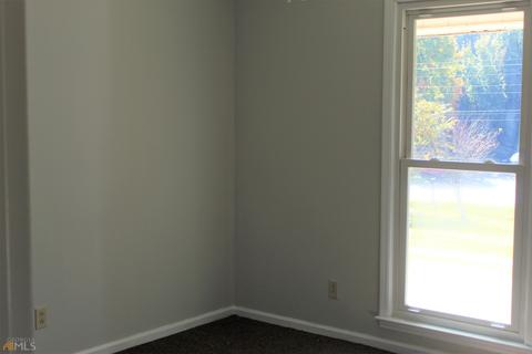 106 Shamrock Dr, Lagrange, GA 30241 photo 14