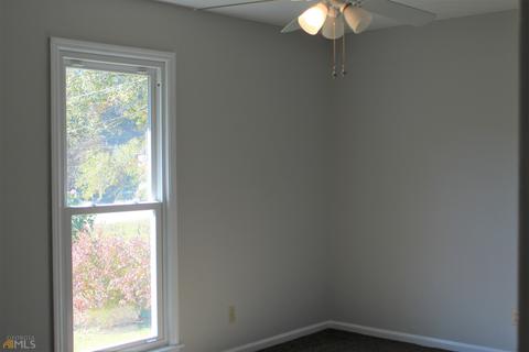 106 Shamrock Dr, Lagrange, GA 30241 photo 15