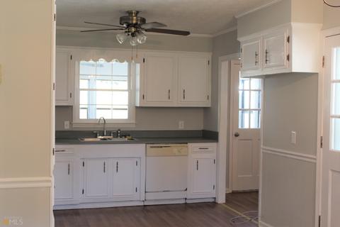 106 Shamrock Dr, Lagrange, GA 30241 photo 9