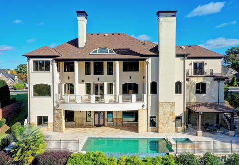 8045 Derbyshire Ct, Duluth, GA 30097 photo 2