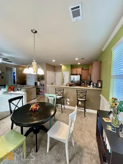 4846 Summersun Dr, Morrow, GA 30260 photo 4
