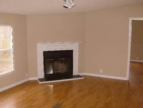 159 Webb Dr NE, Calhoun, GA 30701 photo 4