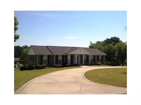 109 Devonwood Dr, Calhoun, GA 30701 photo 2