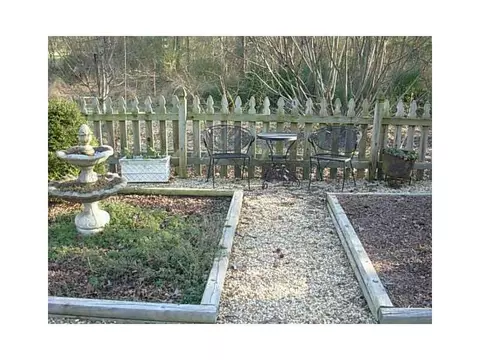 231 Caverns Dr NE, Calhoun, GA 30701 photo 24