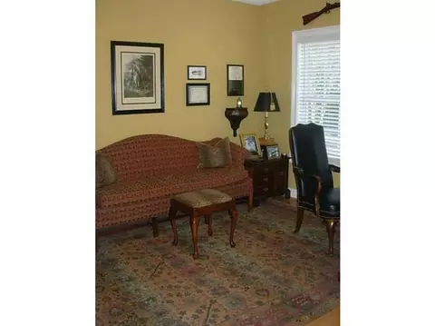 231 Caverns Dr NE, Calhoun, GA 30701 photo 4