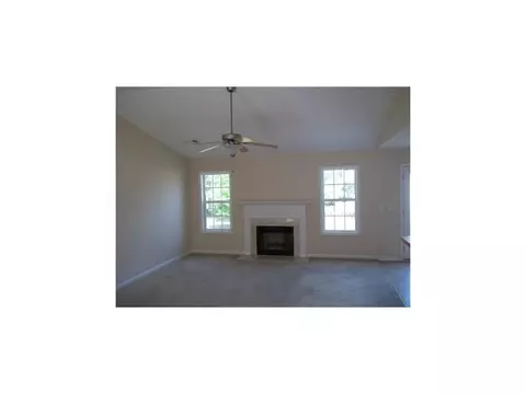 1887 Roxey Ln, Winder, GA 30680 photo 5
