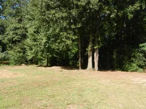225 Sheilds St, Winder, GA 30680 photo 16