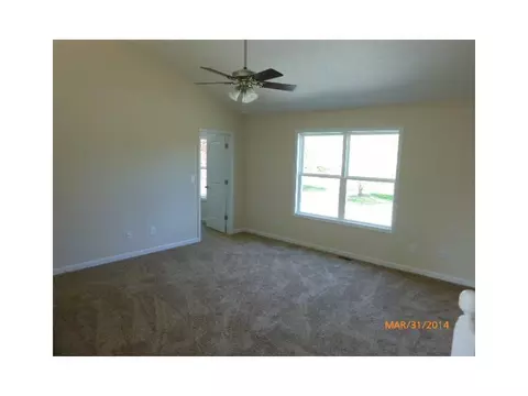 84 Dobson Dr, Euharlee, GA 30120 photo 2