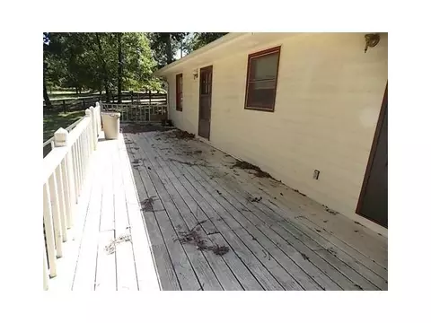 317 E Valley Rd NE, Rydal, GA 30171 photo 5