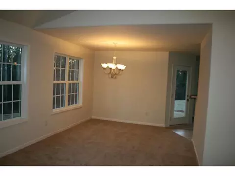 1805 Maxey Ln, Winder, GA 30680 photo 5