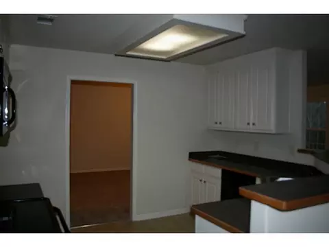 1805 Maxey Ln, Winder, GA 30680 photo 6