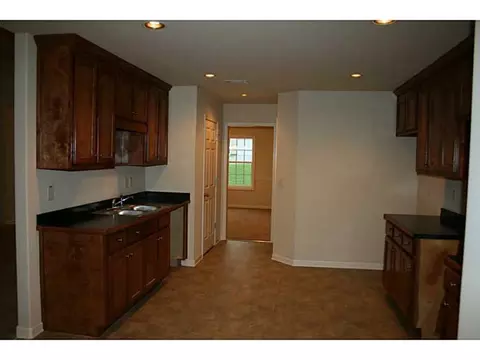 1807 Maxey Ln, Winder, GA 30680 photo 6