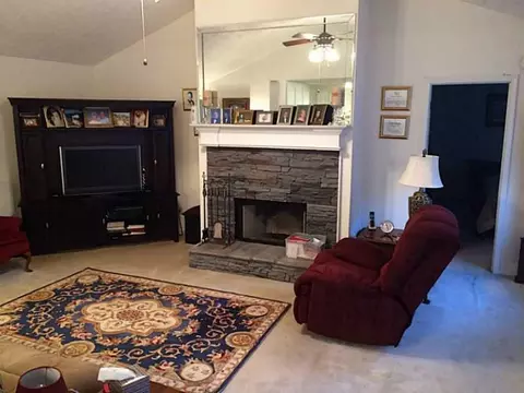 741 Michael Dr, Winder, GA 30680 photo 9