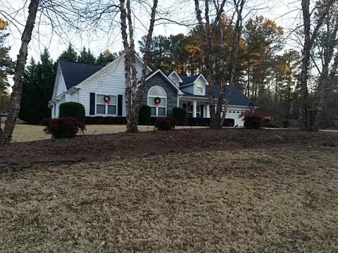 741 Michael Dr, Winder, GA 30680 photo 1