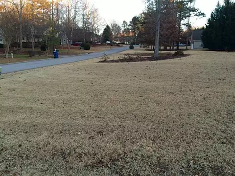 741 Michael Dr, Winder, GA 30680 photo 6