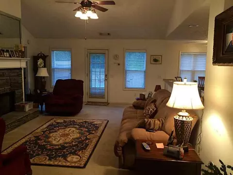 741 Michael Dr, Winder, GA 30680 photo 10
