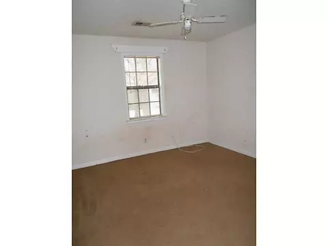 218 Brooks Ln, Winder, GA 30680 photo 6