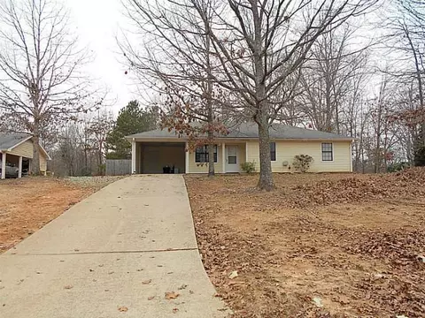 218 Brooks Ln, Winder, GA 30680 photo 1