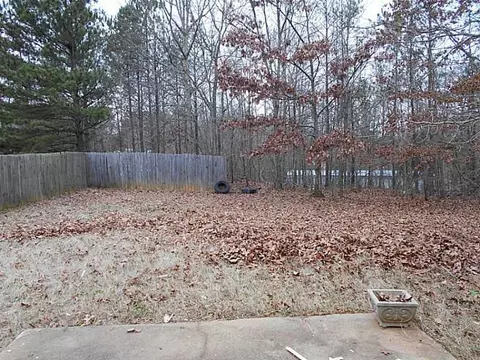 218 Brooks Ln, Winder, GA 30680 photo 9