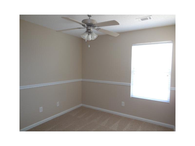 1424 Box Cir, Winder, GA 30680 photo 10