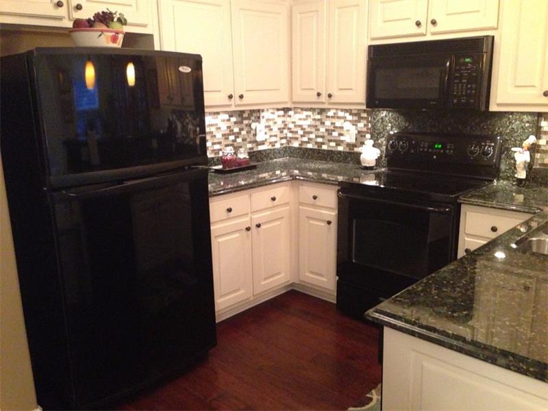 1478 Box Cir, Winder, GA 30680 photo 2