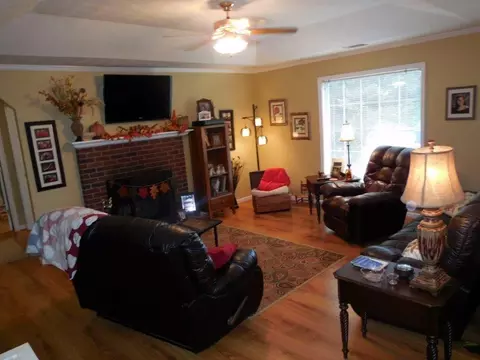 716 Cliffside Dr, Bethlehem, GA 30620 photo 4