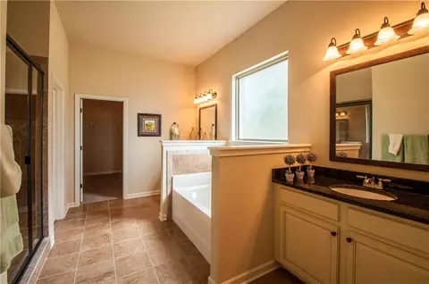 2608 Lake Erma Dr, Hampton, GA 30228 photo 7
