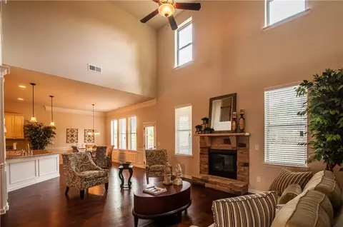 2608 Lake Erma Dr, Hampton, GA 30228 photo 5