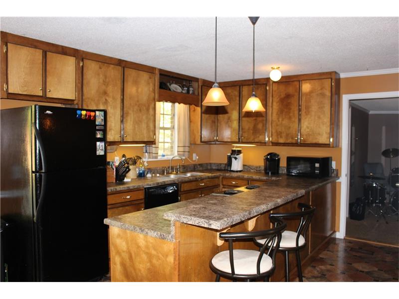 384 Riverview Dr NE, Resaca, GA 30735 photo 3