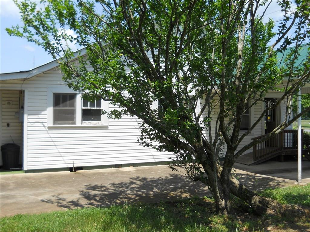 511 E May St SE, Calhoun, GA 30701 photo 1