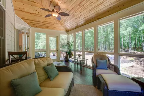 132 Rivercrest Ln, Suwanee, GA 30024 photo 5