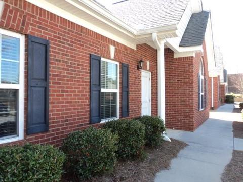 202 Resource Ln, Winder, GA 30680 photo 1