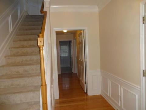 3954 Howell Park Rd, Duluth, GA 30096 photo 2