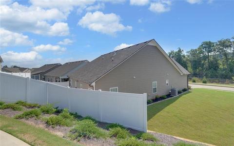 858 Ideal Pl, Winder, GA 30680 photo 5