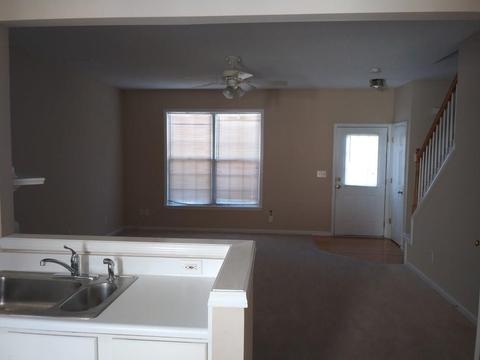 4063 Howell Park Rd, Duluth, GA 30096 photo 4