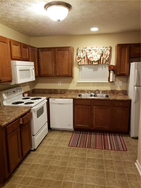 136 Atha St, Monroe, GA 30655 photo 1