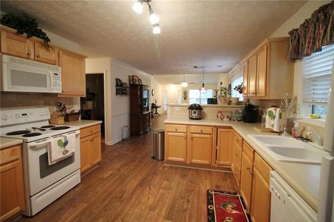 266 Memory Ln, Winder, GA 30680 photo 8