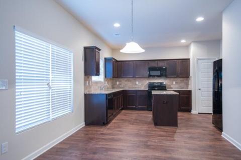 1908 Roxey Ln, Winder, GA 30680 photo 5