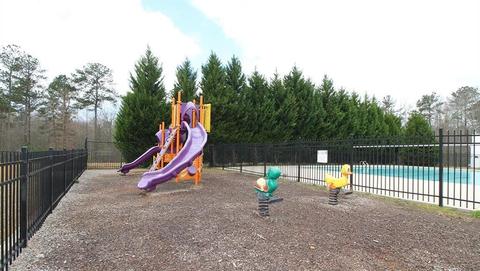 1908 Roxey Ln, Winder, GA 30680 photo 3