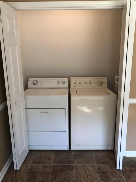 727 Crestview Dr, Bethlehem, GA 30620 photo 9