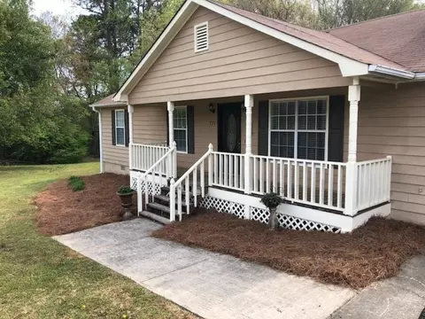 727 Crestview Dr, Bethlehem, GA 30620 photo 2