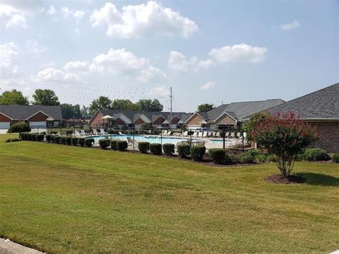 102 Kensington Dr SE, Calhoun, GA 30701 | For Sale | MLS #6632878 - Movoto