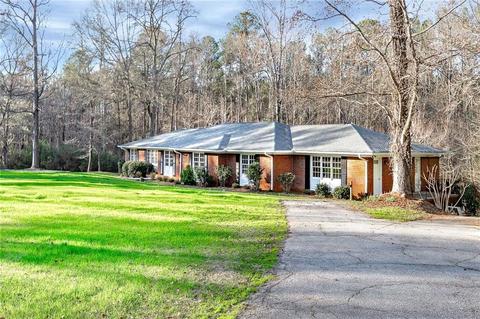 423 James Moore Dr, Jackson, GA 30233 photo 2