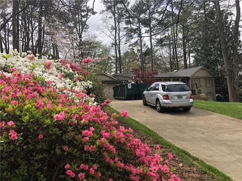 835 Starlight Cir NE, Sandy Springs, GA 30342