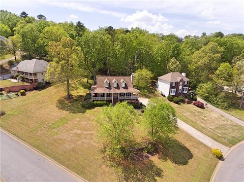 17 N Hampton Dr, White, GA 30184 photo 2
