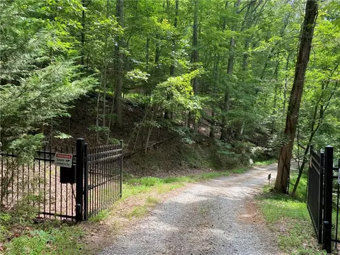 193 Heards Rdg, Morganton, GA 30560