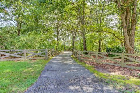 2482 Camp Mitchell Rd, Grayson, GA 30017 photo 2