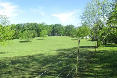 1394 Carl Bethlehem Rd, Auburn, GA 30011