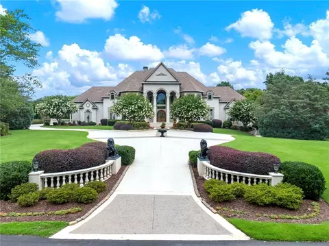 5153 Legends Dr, Braselton, GA 30517