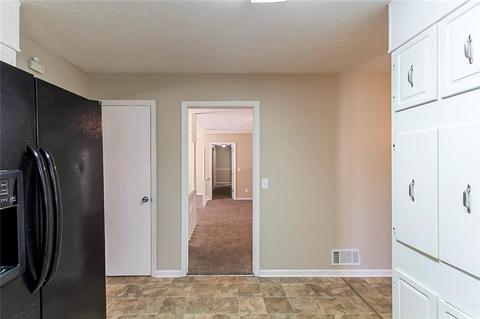 3296 Salem East Dr SE, Conyers, GA 30013 photo 9
